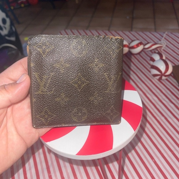 Vintage Louis Vuitton Monogram bilfold wallet - Picture 2 of 13